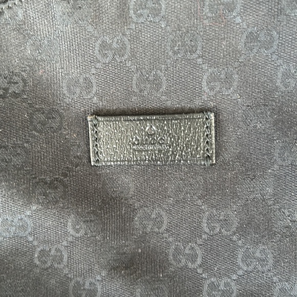 Gucci black with green and red stripe backpack - Picture 2 of 8